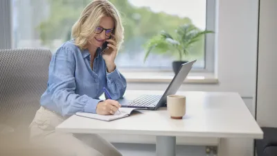 Aline telefoon verzekeringsexpert